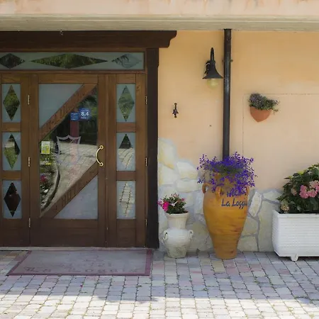 La Loggia Hotel