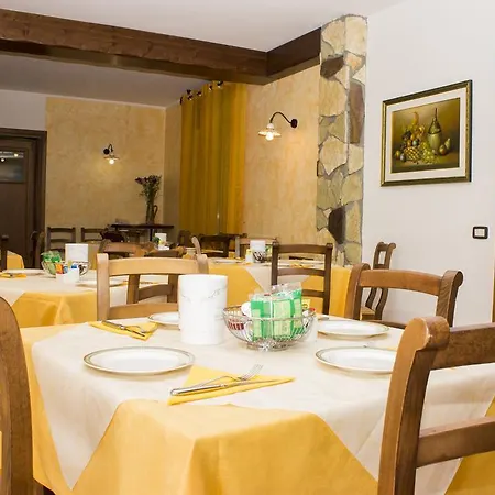 La Loggia Отель