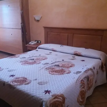 La Loggia Hotel 3*
