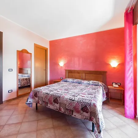 La Loggia Отель Кастель-ди-Сангро