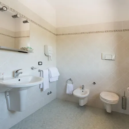 La Loggia Hotel 3*